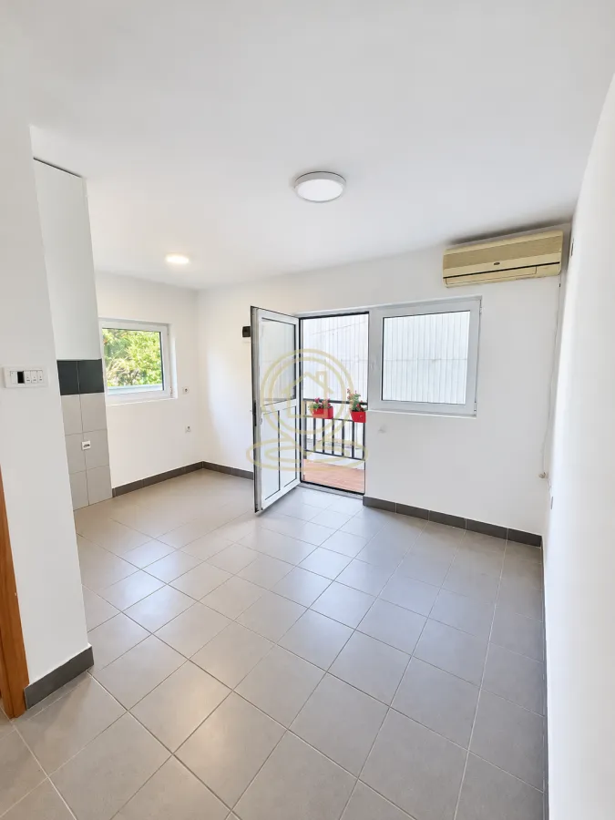 Prodaja, jednosoban stan, 38m², Altina, Beograd