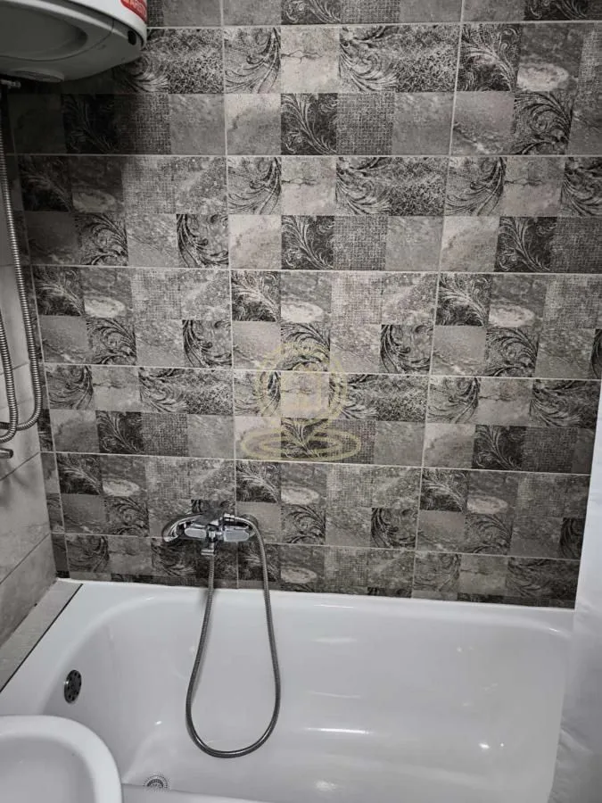 Rent, three bedroom apartment, 85m², Čukarica, Beograd