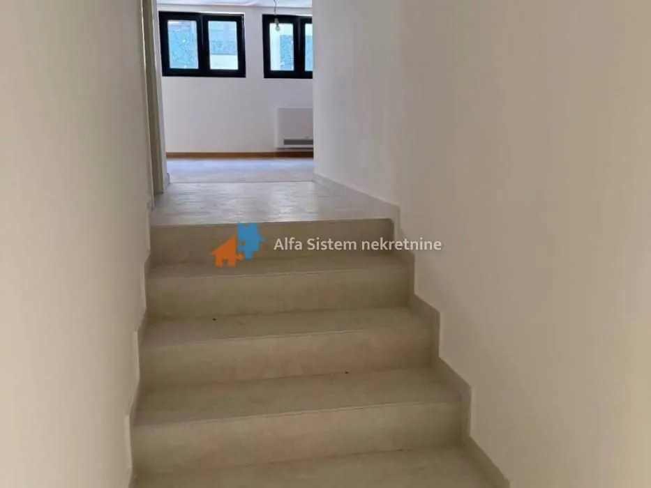 Rent, three bedroom apartment, 80m², Fon (Fon - Bilećka), Voždovac Sve Podlokacije
