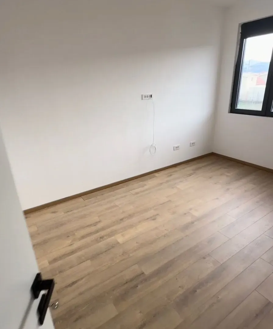 Sale, house, 225m², Bar, Crna Gora