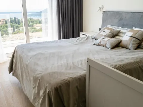 Prodaja, kuća, 320m², Herceg Novi, Crna Gora - image 14