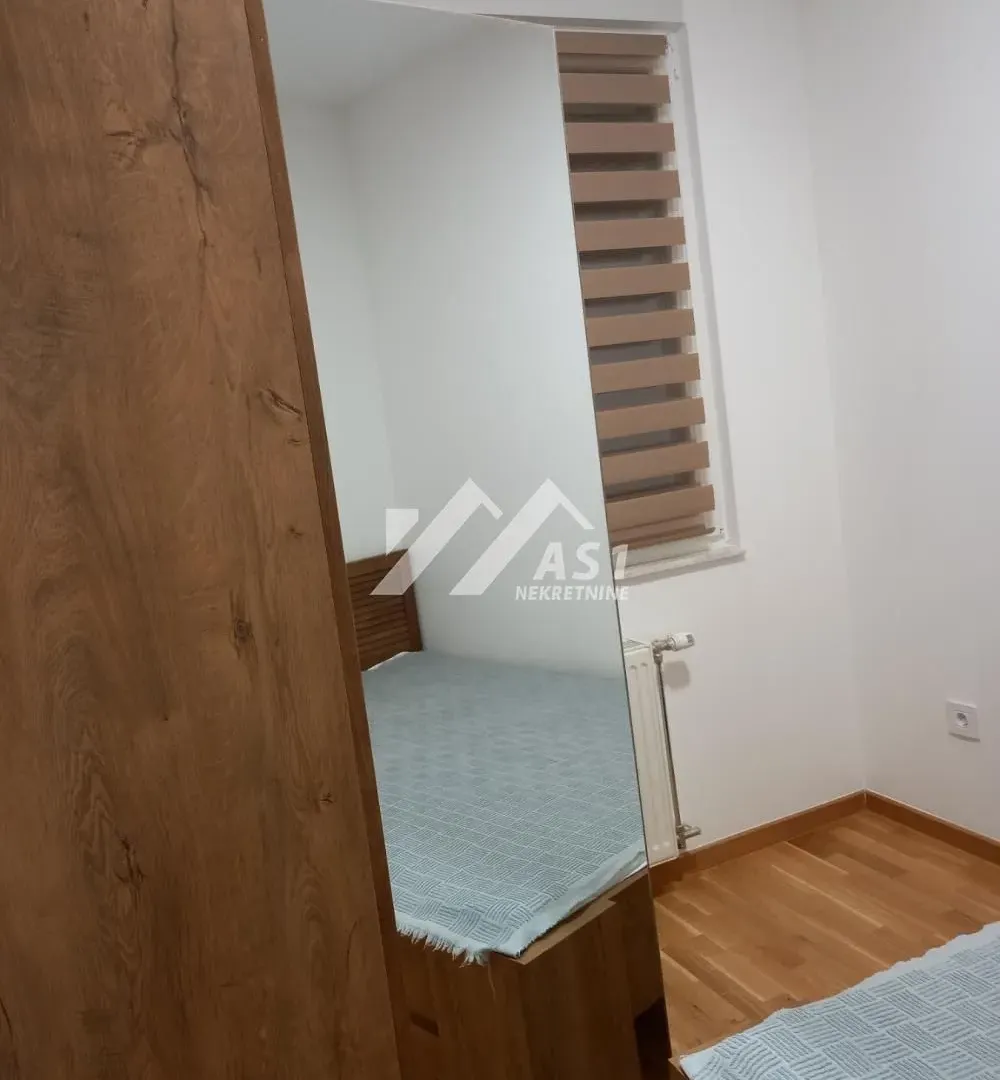 Izdavanje, jednosoban stan, 36m², Avijatičarsko naselje, Novi Sad Sve Podlokacije