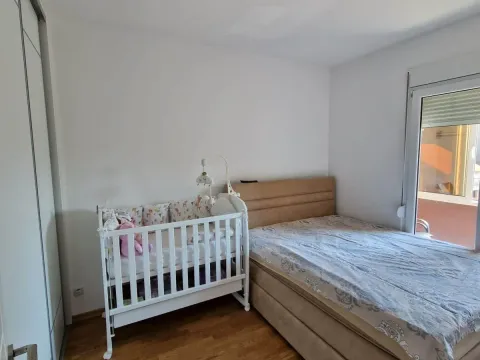 Rent, one bedroom apartment, 45m², Drač, Podgorica - image 9