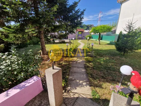 Sale, house, 250m², Bežanija, Beograd - image 13