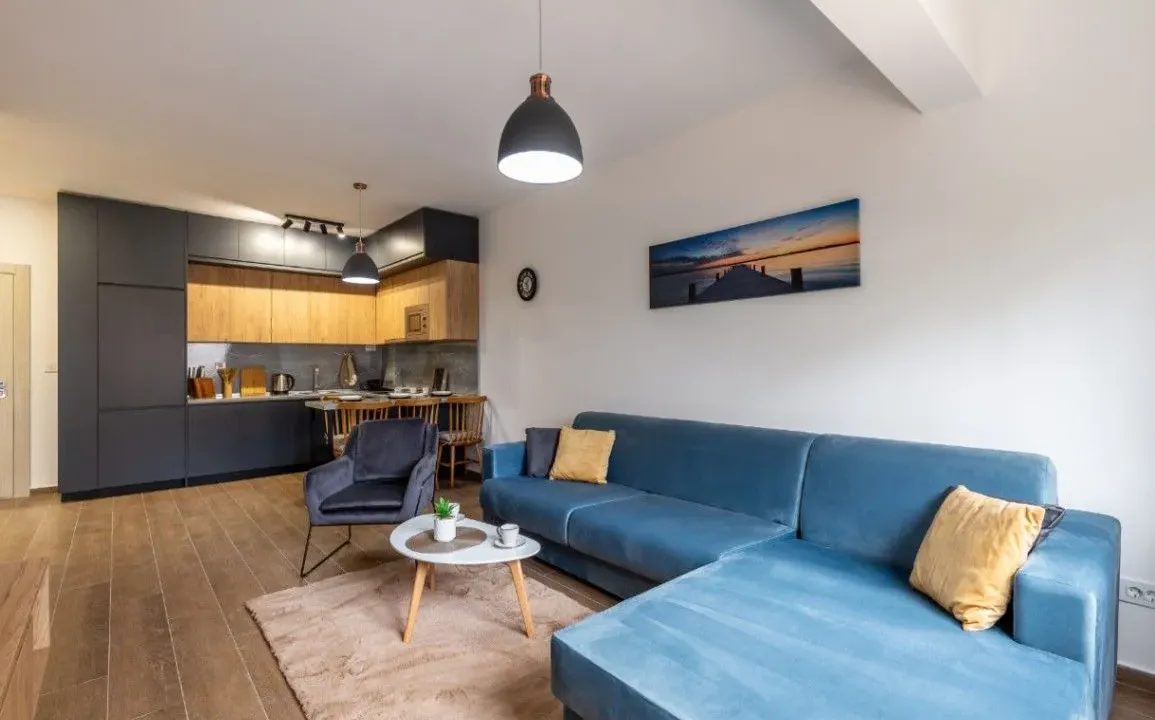 Izdavanje, jednosoban stan, 50m², Budva, Crna Gora