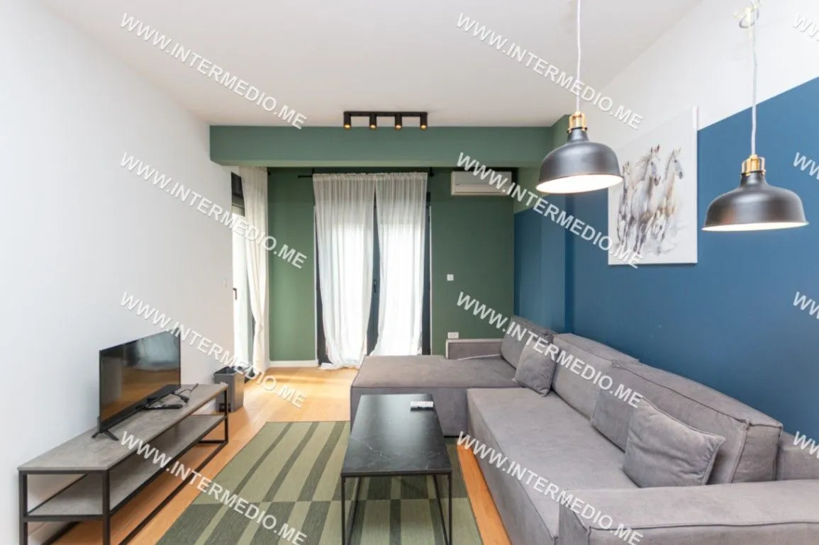 Izdavanje, jednosoban stan, 45m², Bijela, Herceg Novi