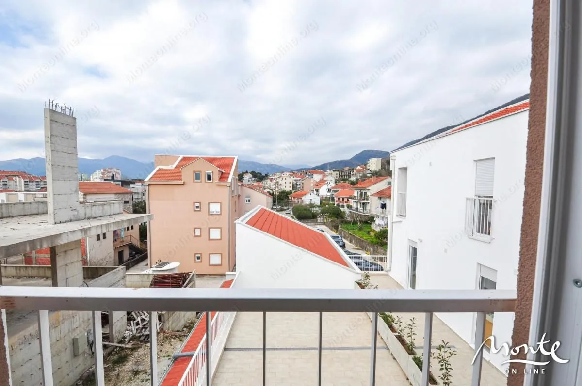 Sale, four bedroom apartment, 124m², Tivat, Crna Gora