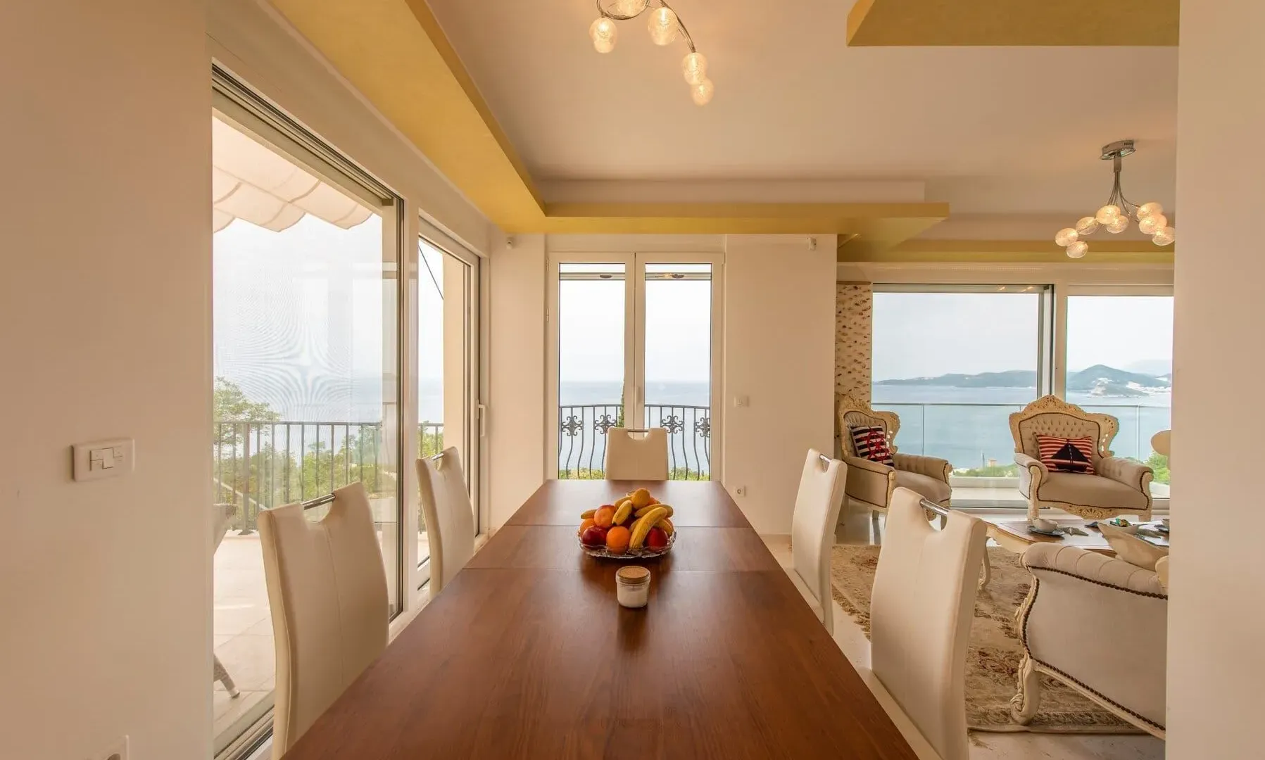 Sale, house, 270m², Reževići, Budva