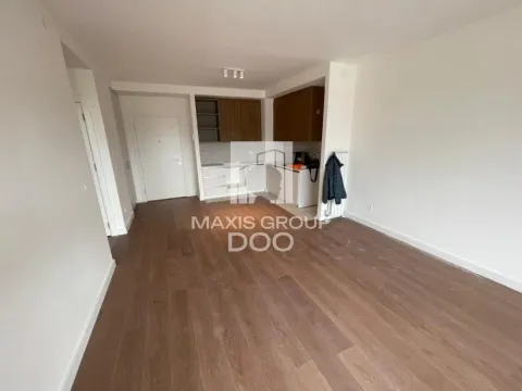 Izdavanje, dvosoban stan, 60m², Savski Venac, Beograd - image 17