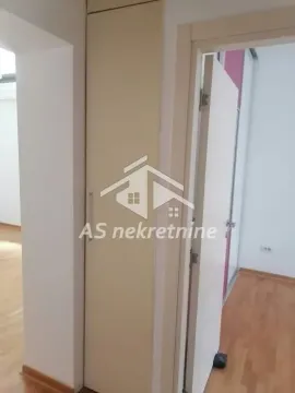 Prodaja, trosoban stan, 53m², Vračar Hram, Vračar Sve Podlokacije - image 24