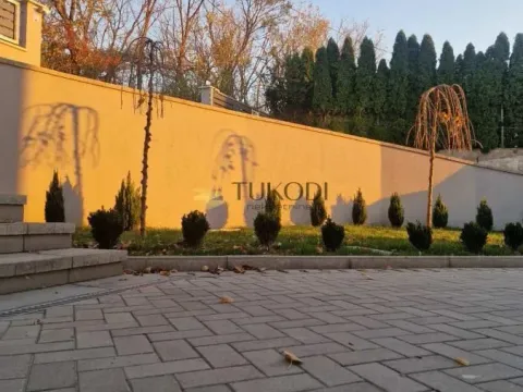 Prodaja, kuća, 550m², Sremska Kamenica, Petrovaradin - image 6
