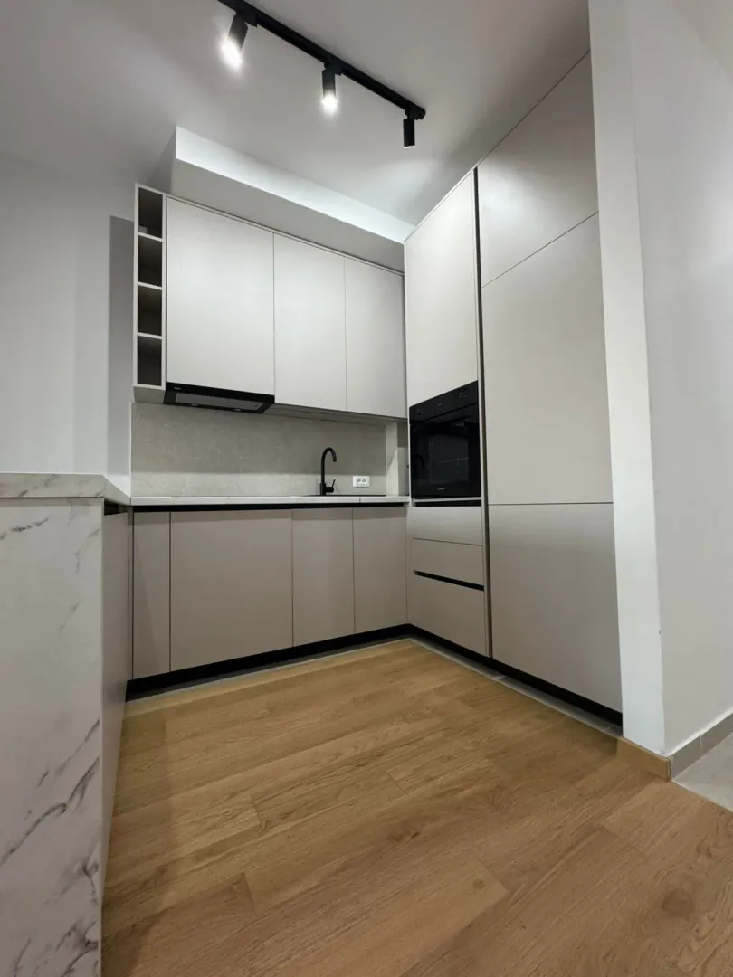 Sale, two bedroom apartment, 71m², Bečići, Budva
