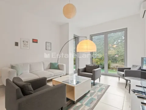 Sale, three bedroom apartment, 97m², Morinj, Kotor - image 9