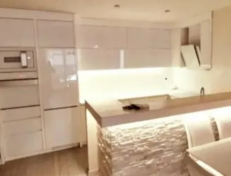 Sale, one bedroom apartment, 80m², Budva, Crna Gora - image 3