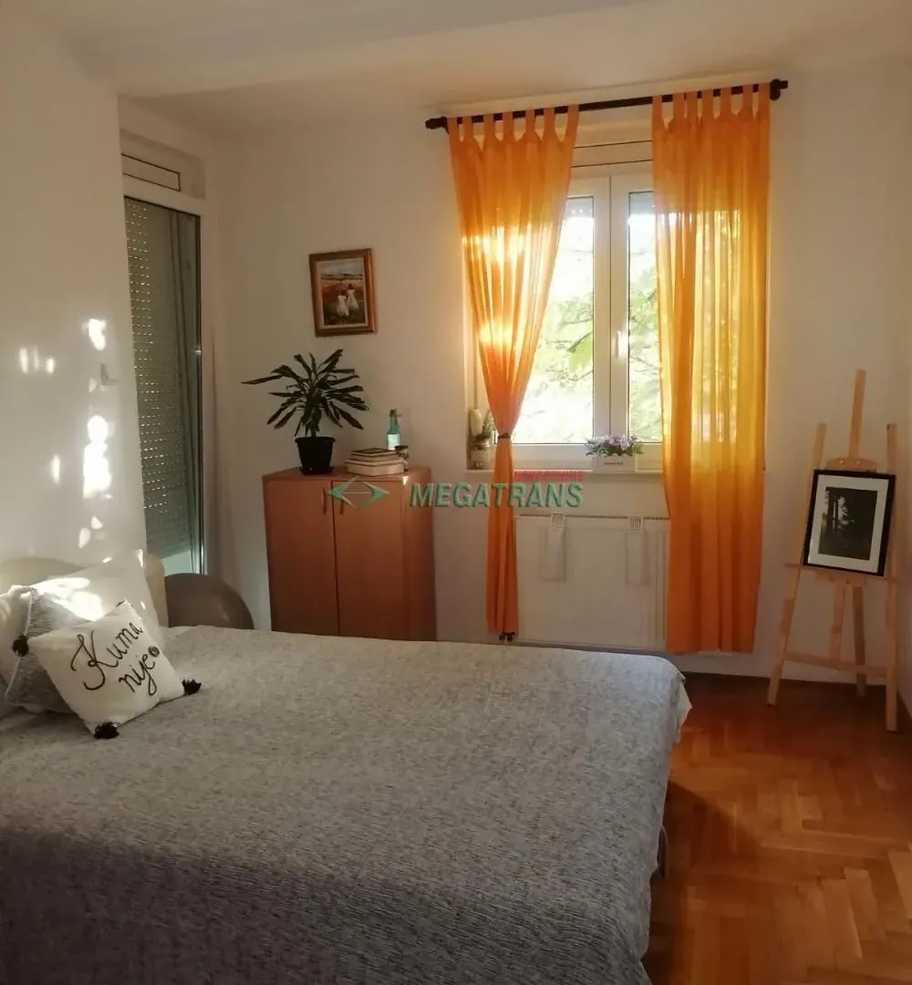 Prodaja, dvosoban stan, 65m², Centar, Novi Sad