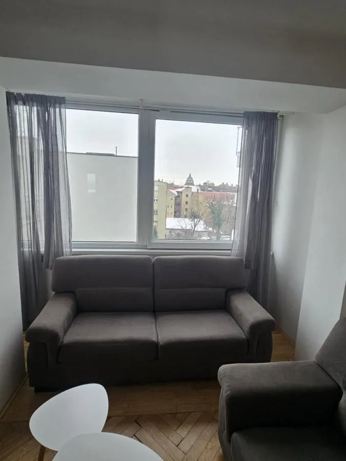 Prodaja, dvosoban stan, 48m², Stari grad, Novi Sad