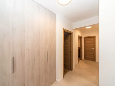 Izdavanje, dvosoban stan, 74m², City Kvart, Podgorica - image 10