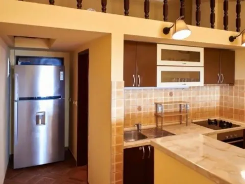 Izdavanje, dvosoban stan, 105m², Krimovica, Kotor - image 8