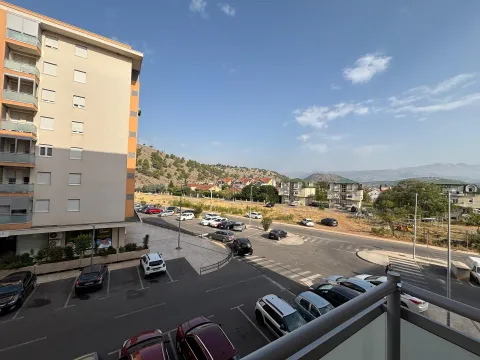Rent, one bedroom apartment, 45m², City Kej, Podgorica - image 6