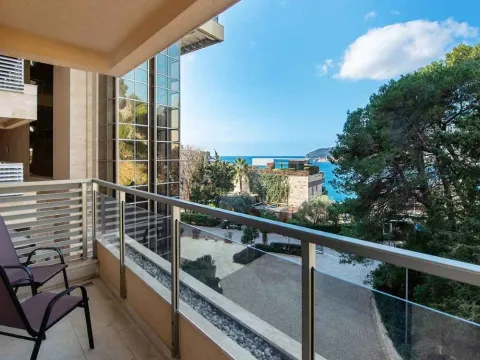 Prodaja, dvosoban stan, 98m², Budva, Crna Gora - image 11