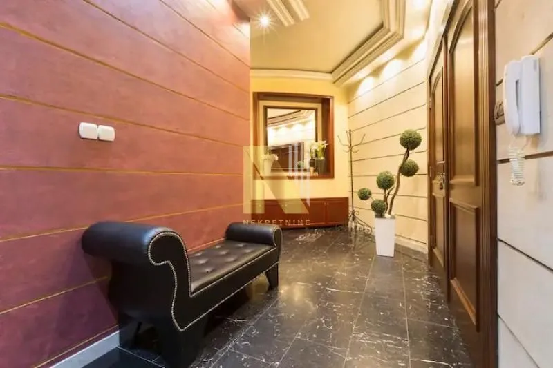 Sale, house, 469m², Tatarsko brdo, Petrovaradin
