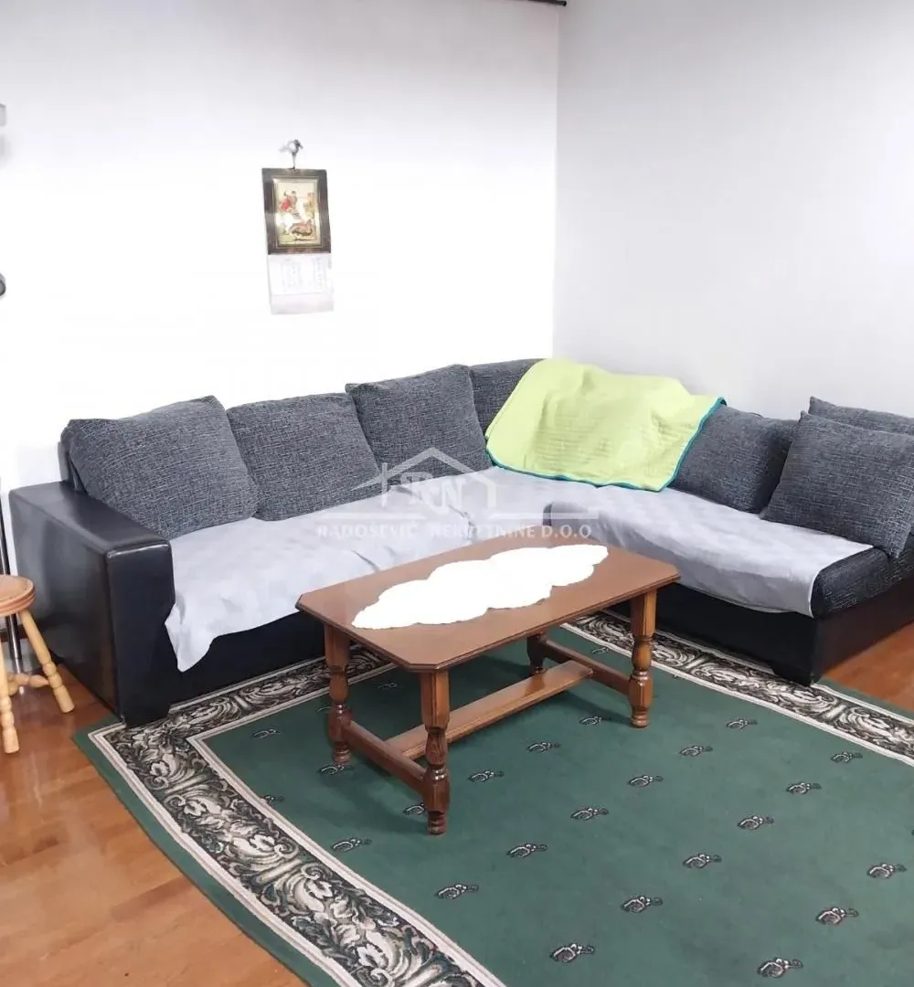 Prodaja, kuća, 410m², Novi Banovci, Stara Pazova