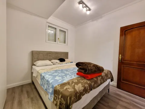 Prodaja, kuća, 250m², Budva, Crna Gora - image 16