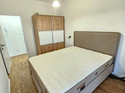 Izdavanje, jednosoban stan, 47m², Stari Aerodrom, Podgorica - image 7