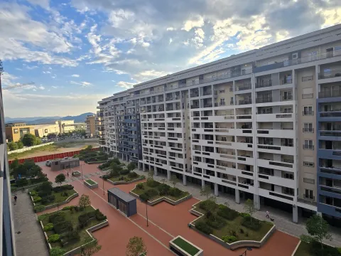 Izdavanje, garsonjera, 27m², Master Kvart, Podgorica - image 1