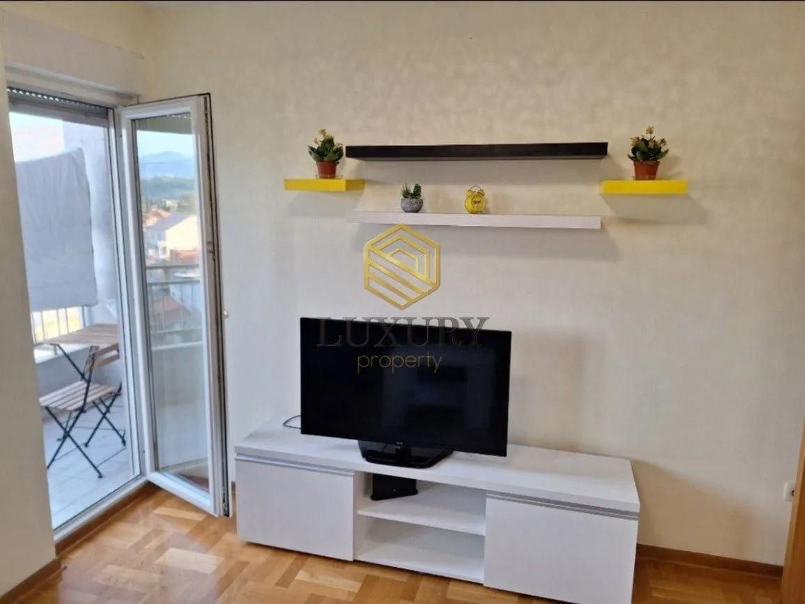 Rent, one bedroom apartment, 43m², Stari Aerodrom, Podgorica