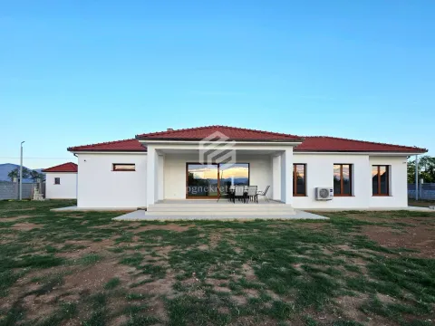 Rent, house, 190m², Golubac, Srbija - image 11