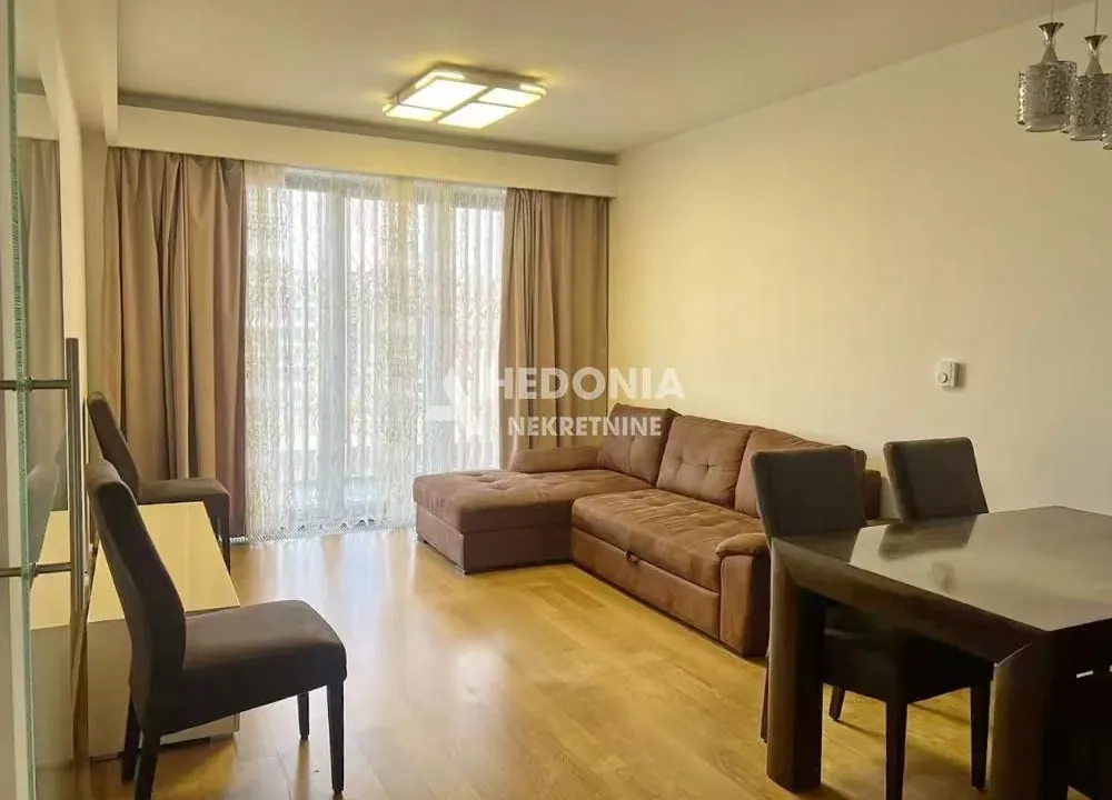 Prodaja, trosoban stan, 80m², Novi Beograd Blok 65, Novi Beograd Sve Podlokacije