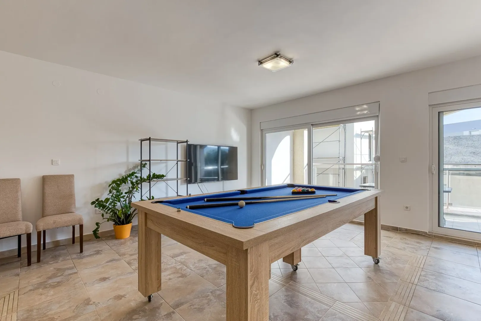 Rent, two bedroom apartment, 120m², Lazi, Budva