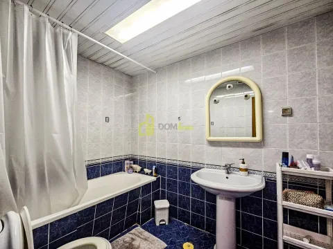 Izdavanje, trosoban stan, 130m², Preko Morače, Podgorica - image 12