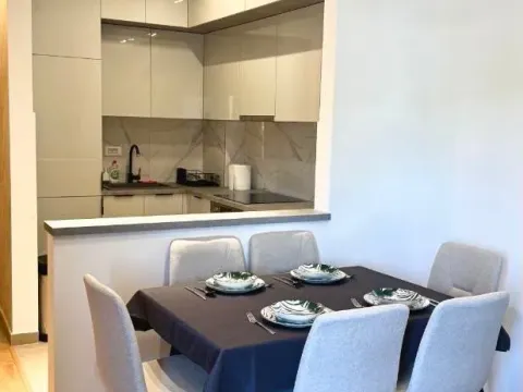 Rent, two bedroom apartment, 62m², Radanovići, Kotor - image 14