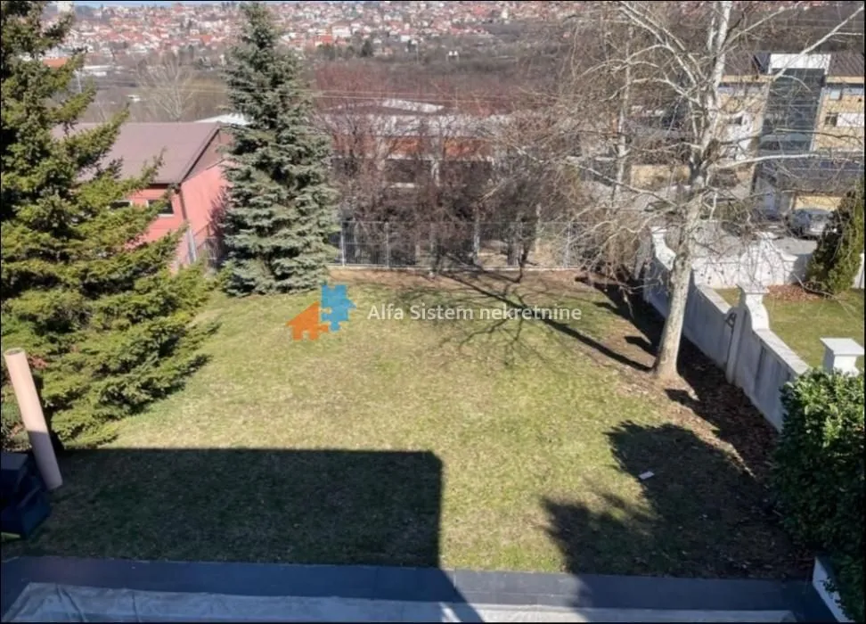 Izdavanje, kuća, 560m², Veliki Mokri Lug, Zvezdara Sve Podlokacije