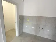 Prodaja, dvosoban stan, 76m², Tološka šuma, Podgorica - image 3