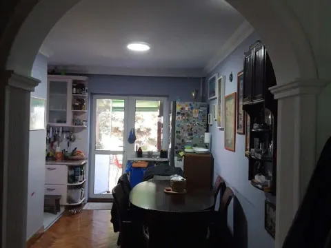 Prodaja, kuća, 250m², Sremska Kamenica, Petrovaradin - image 5