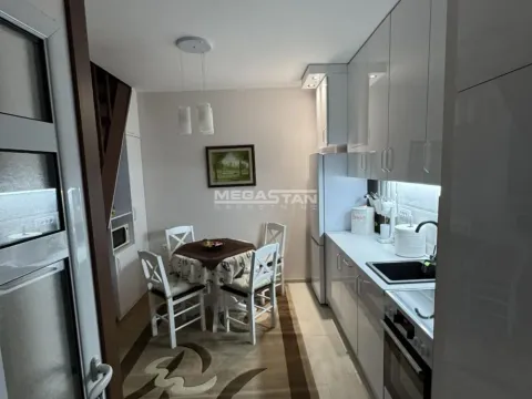 Izdavanje, trosoban stan, 55m², Cvetkova Pijaca, Zvezdara Sve Podlokacije - image 7