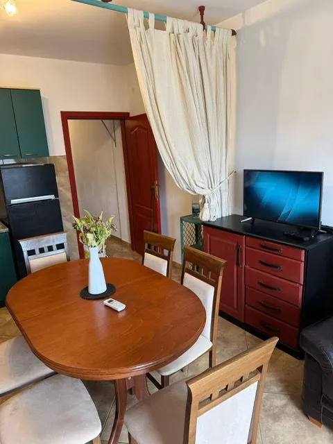 Rent, one bedroom apartment, 55m², Dobrota, Kotor