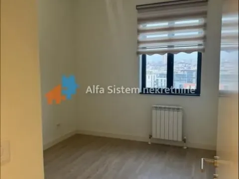 Izdavanje, četvorosoban stan, 110m², Savski Venac, Beograd - image 11