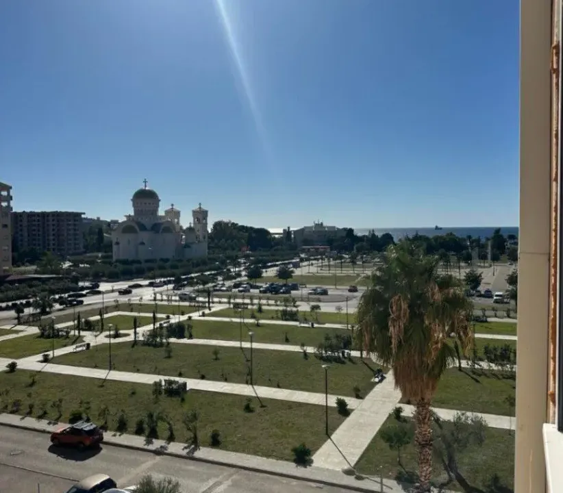 Sale, two bedroom apartment, 100m², Centar, Bar