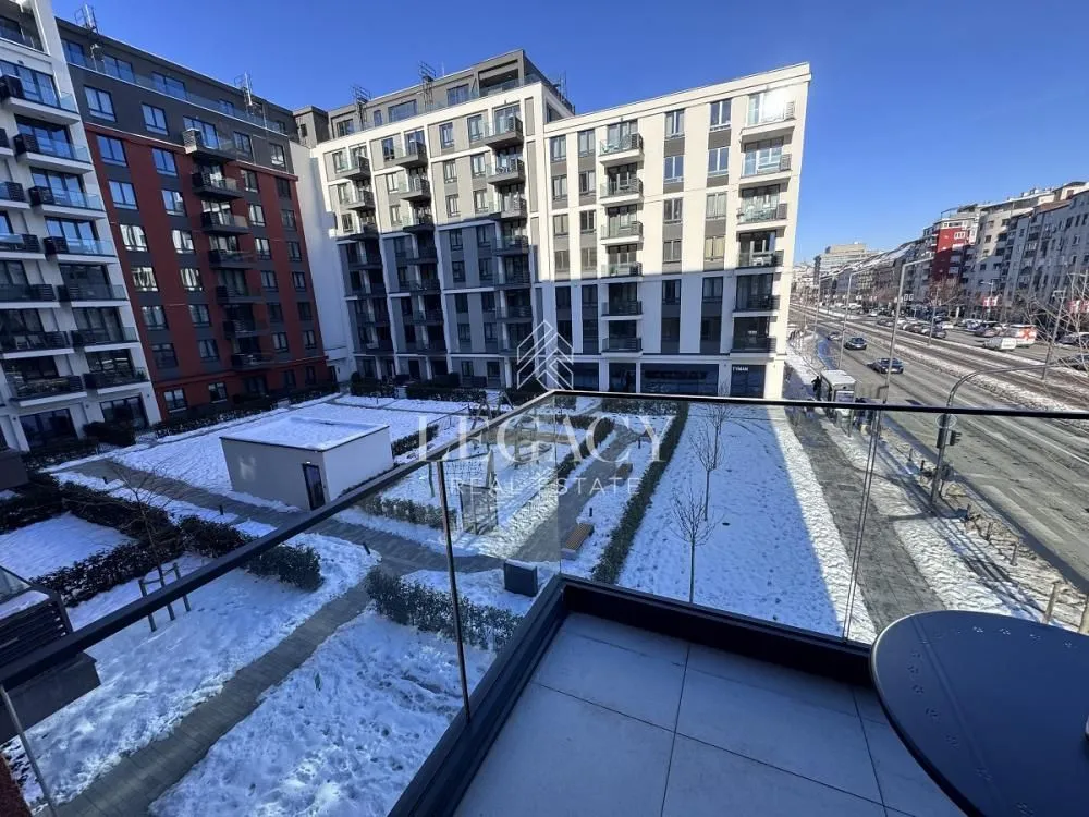 Izdavanje, trosoban stan, 77m², Savski Venac, Beograd