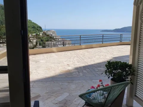 Sale, studio apartment, 33m², Rafailovići, Budva - image 8