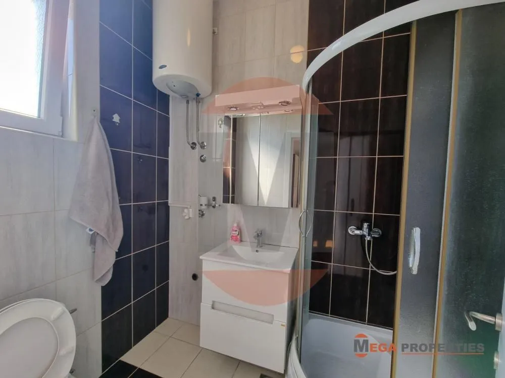 Izdavanje, trosoban stan, 93m², Lipov Lad, Zvezdara Sve Podlokacije