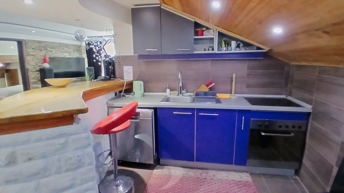Rent, four bedroom apartment, 110m², Kalenić Pijaca, Vračar Sve Podlokacije
