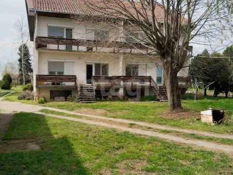 Sale, house, 600m², Centar, Sombor - image 2