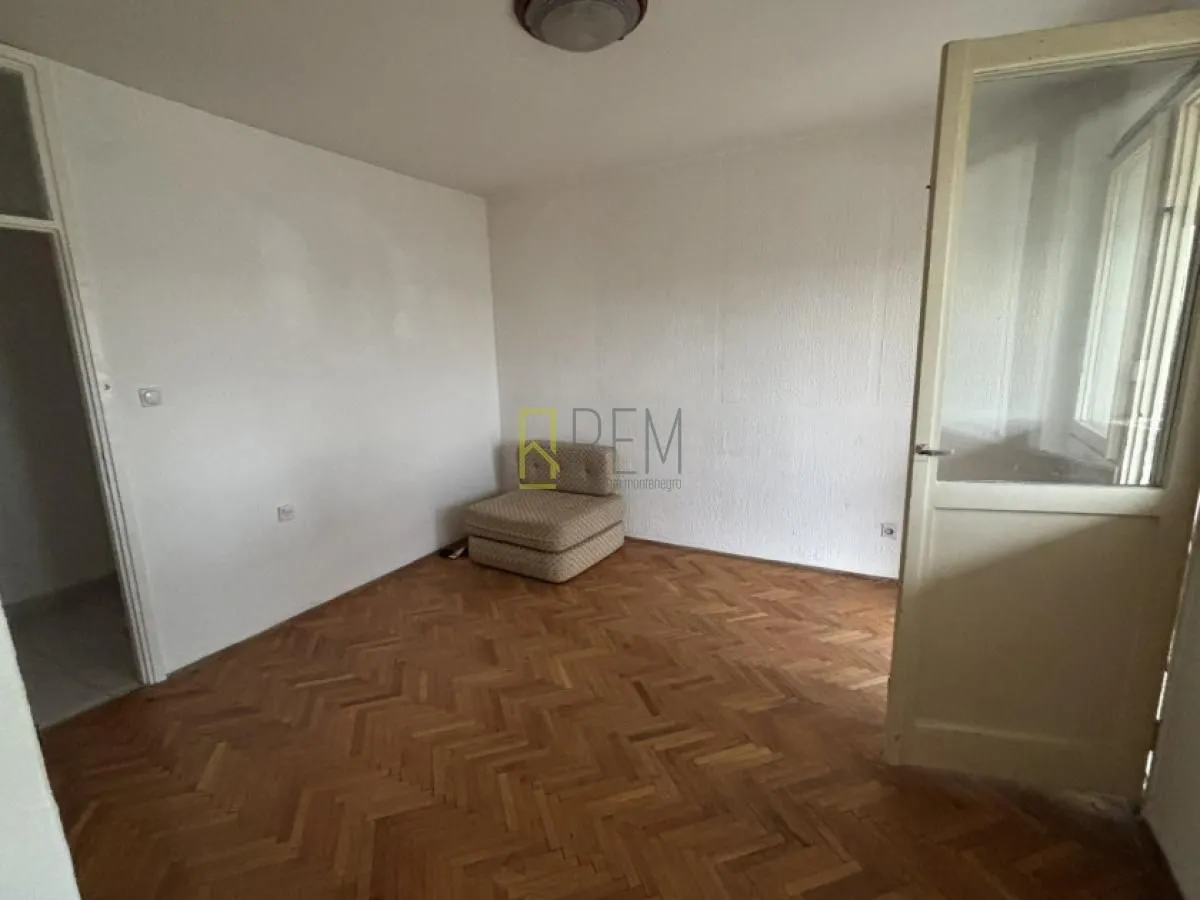 Prodaja, jednosoban stan, 47m², Baston, Podgorica