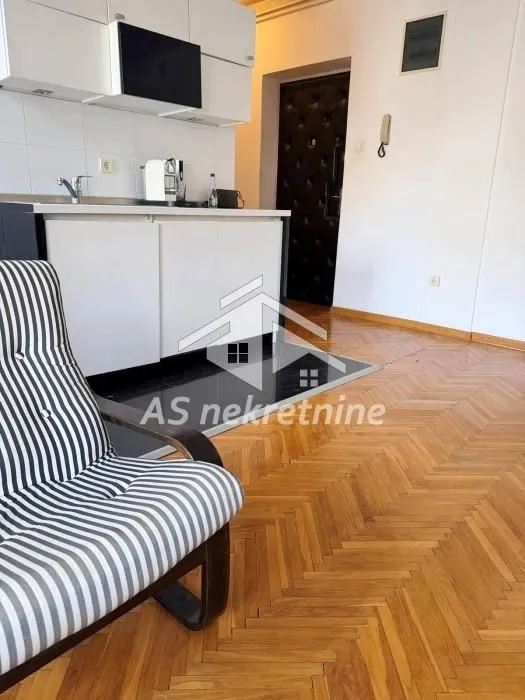 Rent, two bedroom apartment, 55m², Stari Grad, Beograd