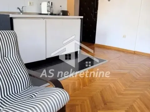 Rent, two bedroom apartment, 55m², Stari Grad, Beograd - image 6